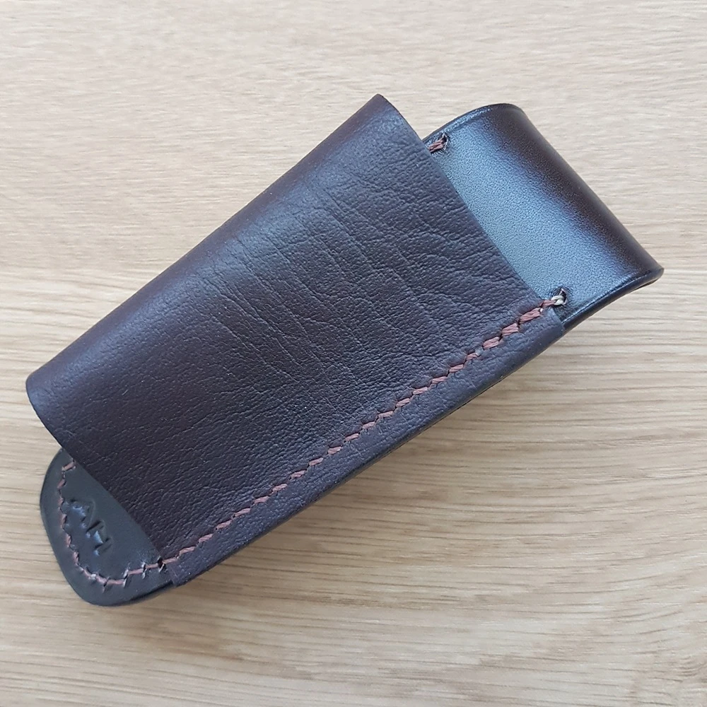 Pouch - Horizontal Lay With Clip - Suits Stockman Style Knives