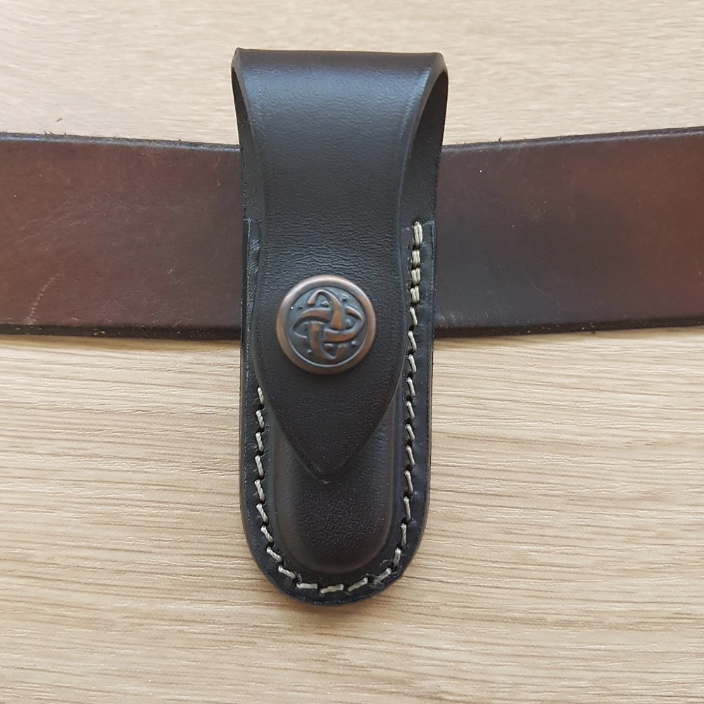 Pouch - Vertical Lay With Clip - Suits Small Stockman/Pen Style Knives